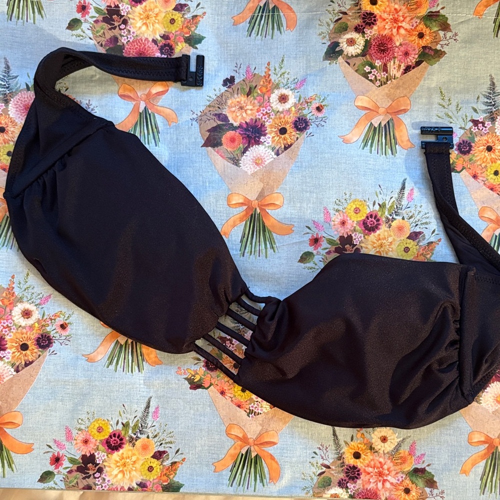 Black Strapless Bikini Top